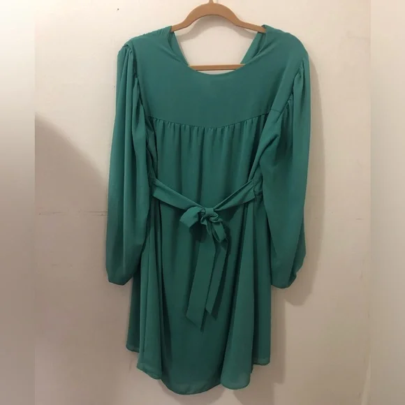 H & M Vneck Green Dress - Picture 5 of 6